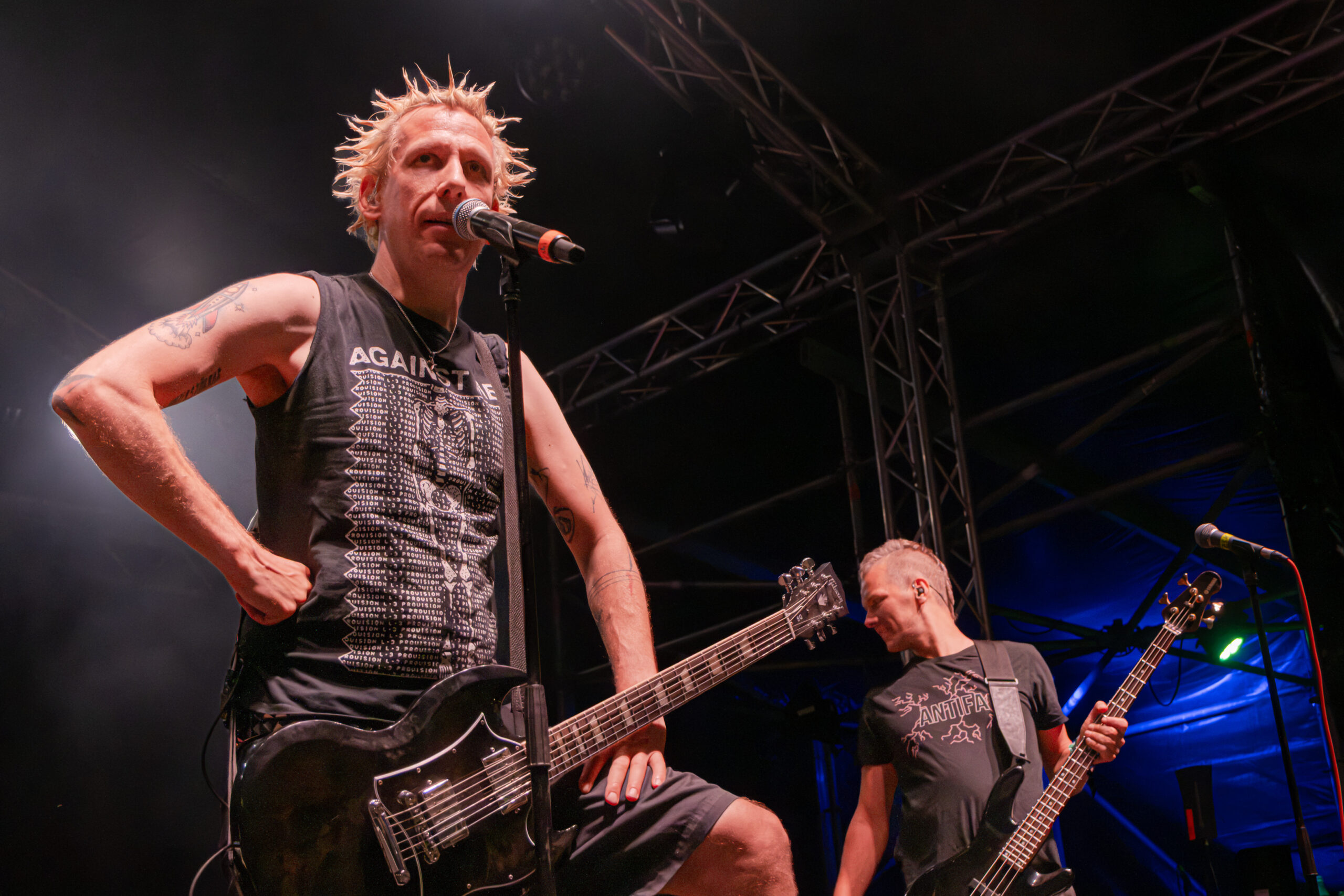 Der Freitag beim Stemweder Open Air 2026. Das Festival ist gestartet. Auf der Waldbรผhne ZSK